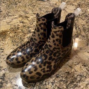 J Crew | Chelsea Leopard Rain Boots
